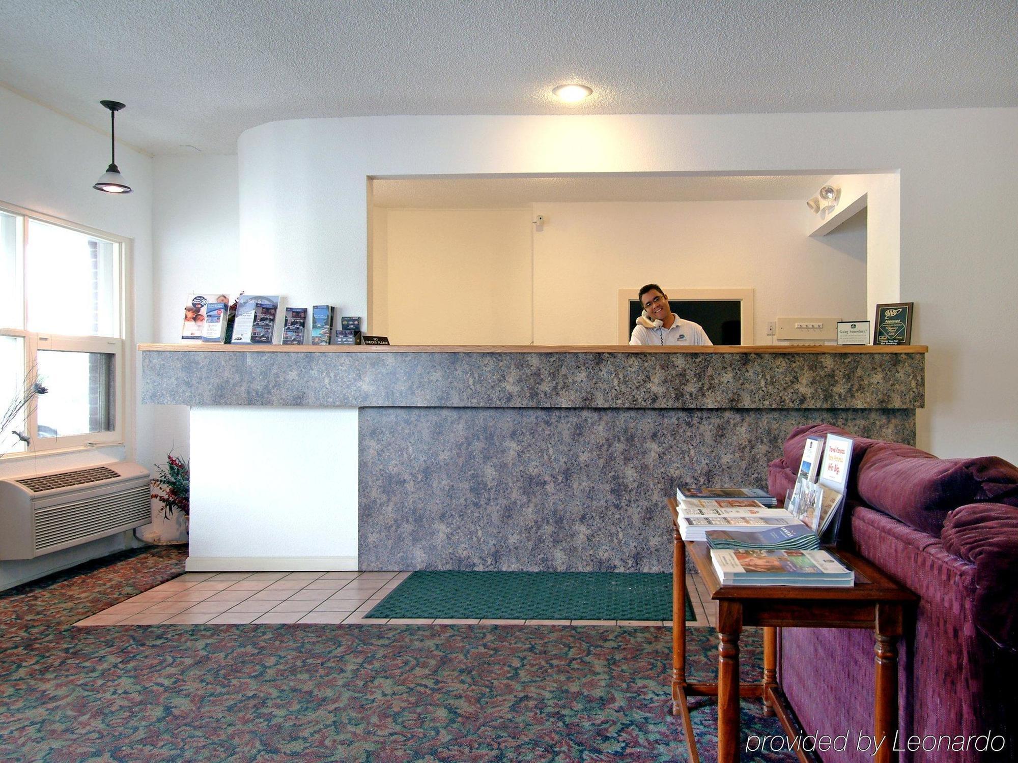 Econo Lodge Topeka Interior foto